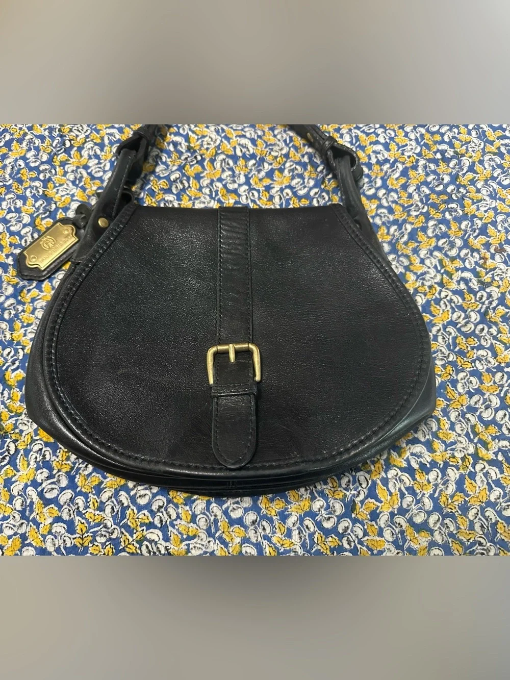 Vintage Liz Claiborne vintage saddle bag purse.